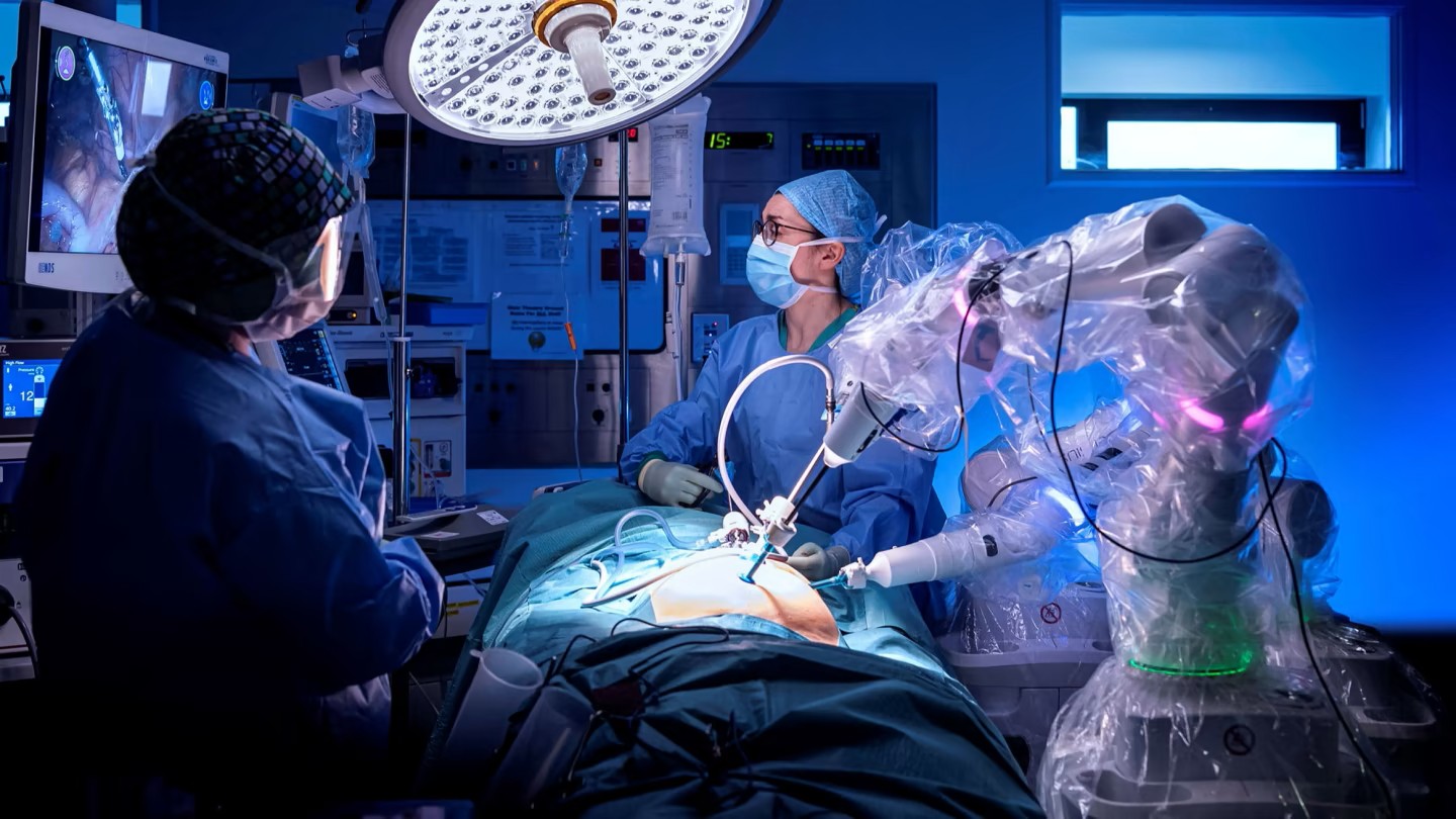 Best Robotic GI Surgery in Delhi